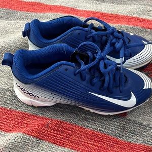 Excellent used condition ball cleats!